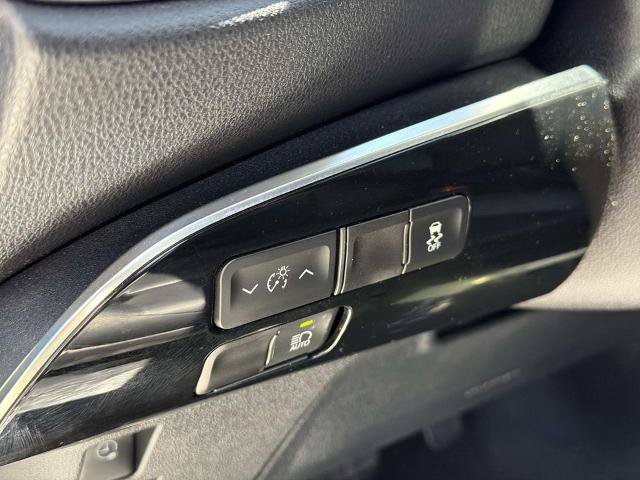 Used 2020 Toyota Prius Prime XLE FWD image 24