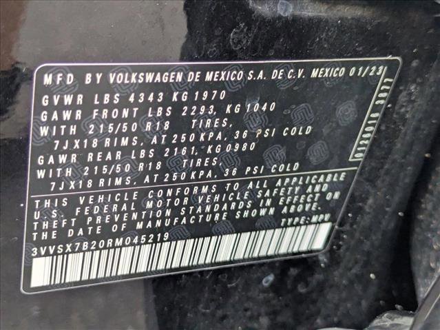 Used 2024 Volkswagen Taos SE image 25