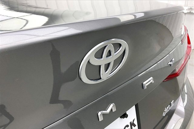 Used 2025 Toyota Camry XLE image 32
