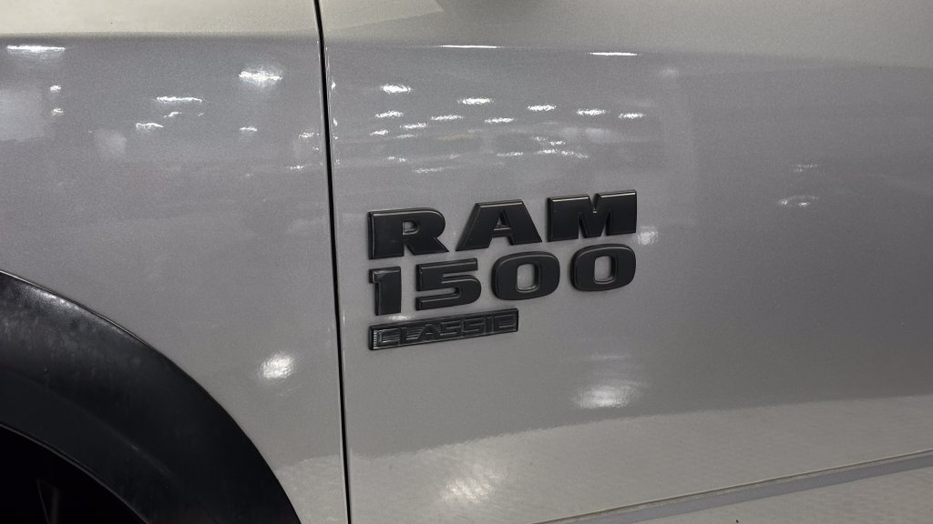 Used 2024 RAM 1500 Warlock AWD/4WD image 6