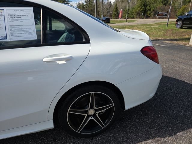 Used 2017 Mercedes-Benz C 300 4MATIC Sedan image 34
