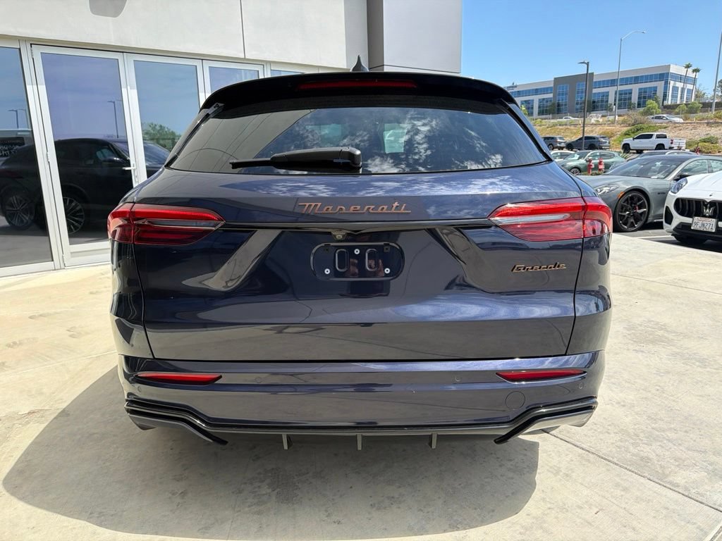 Certified 2025 Maserati Grecale Folgore AWD/4WD image 6