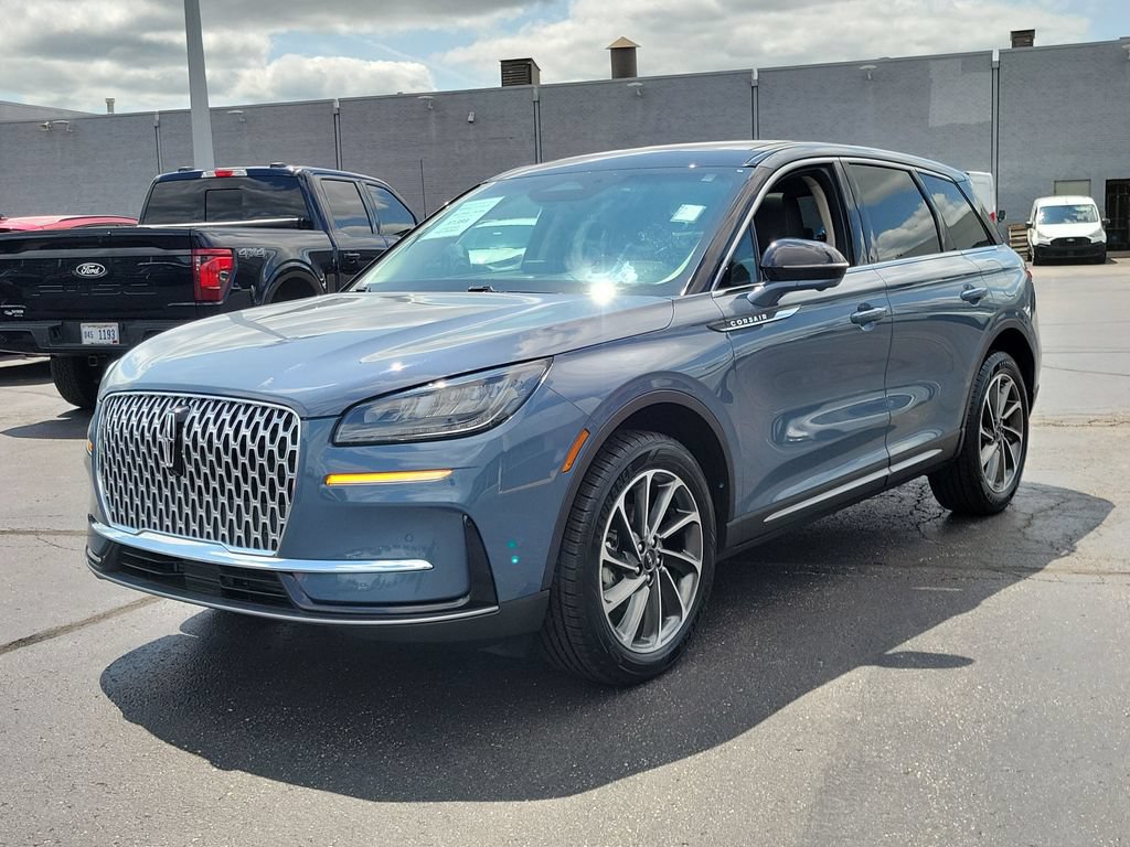 Certified 2024 Lincoln Corsair AWD w/ Equipment Group 101A image 8
