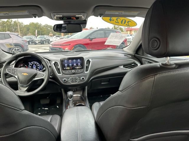Used 2024 Chevrolet Malibu LT image 39
