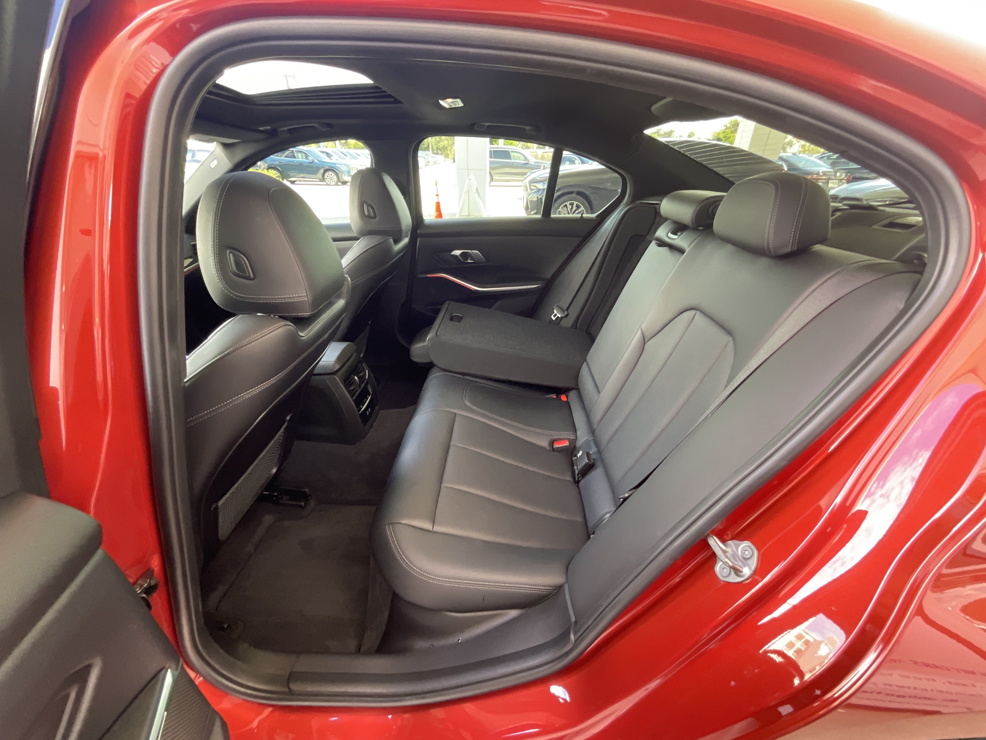 Used 2022 BMW 330i Sedan w/ Premium Package RWD image 28