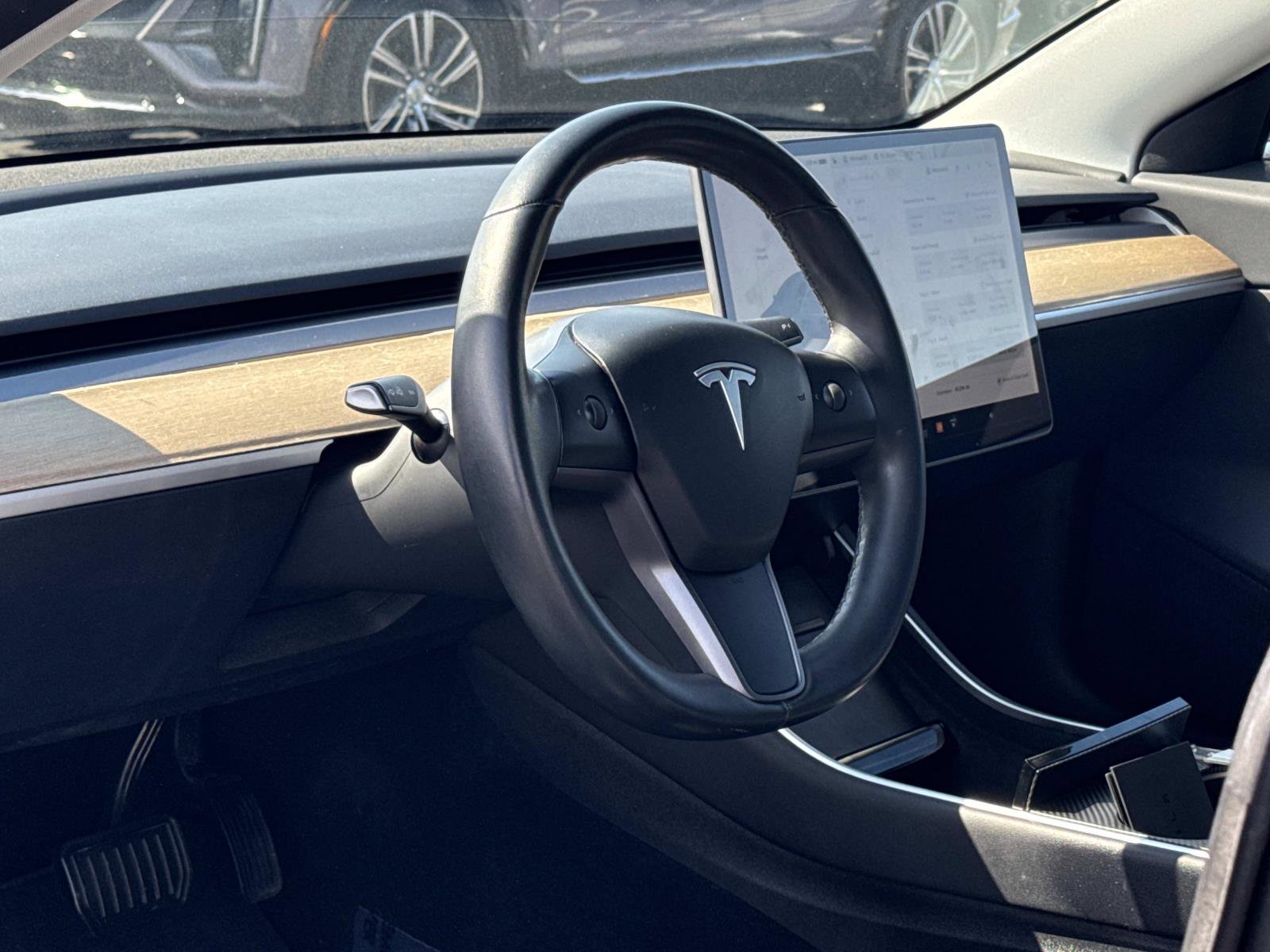 Used 2018 Tesla Model 3 Mid Range image 11