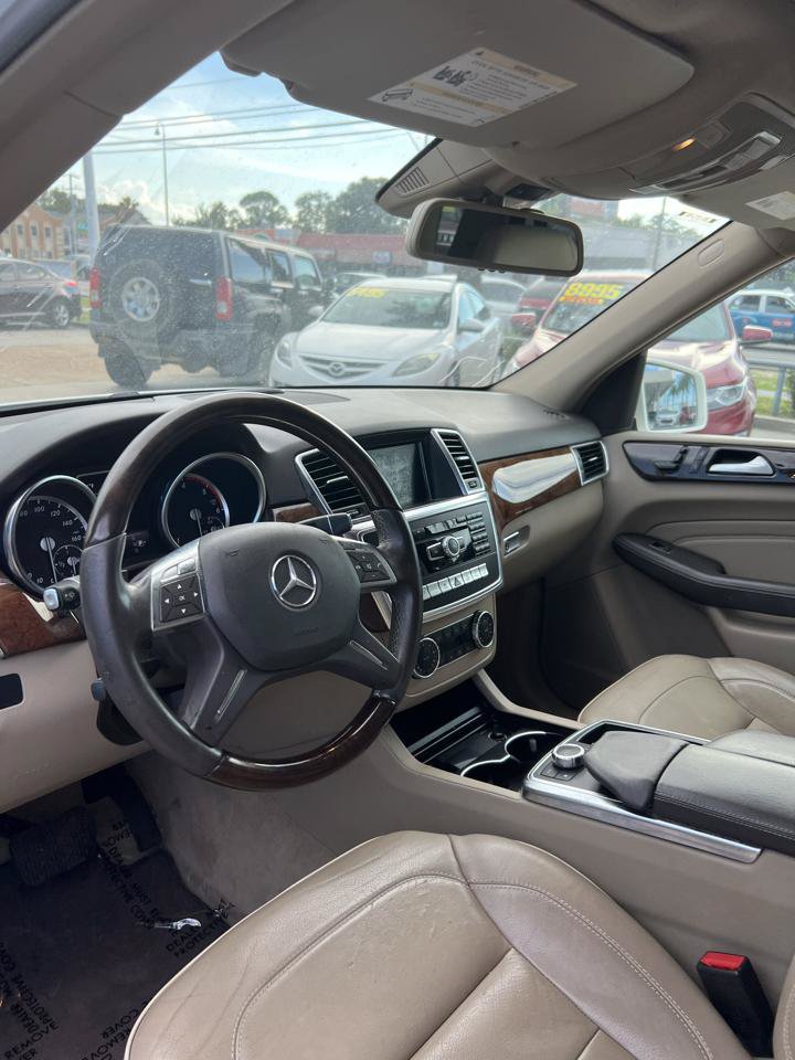 Used 2014 Mercedes-Benz ML 350 BlueTEC 4MATIC image 10