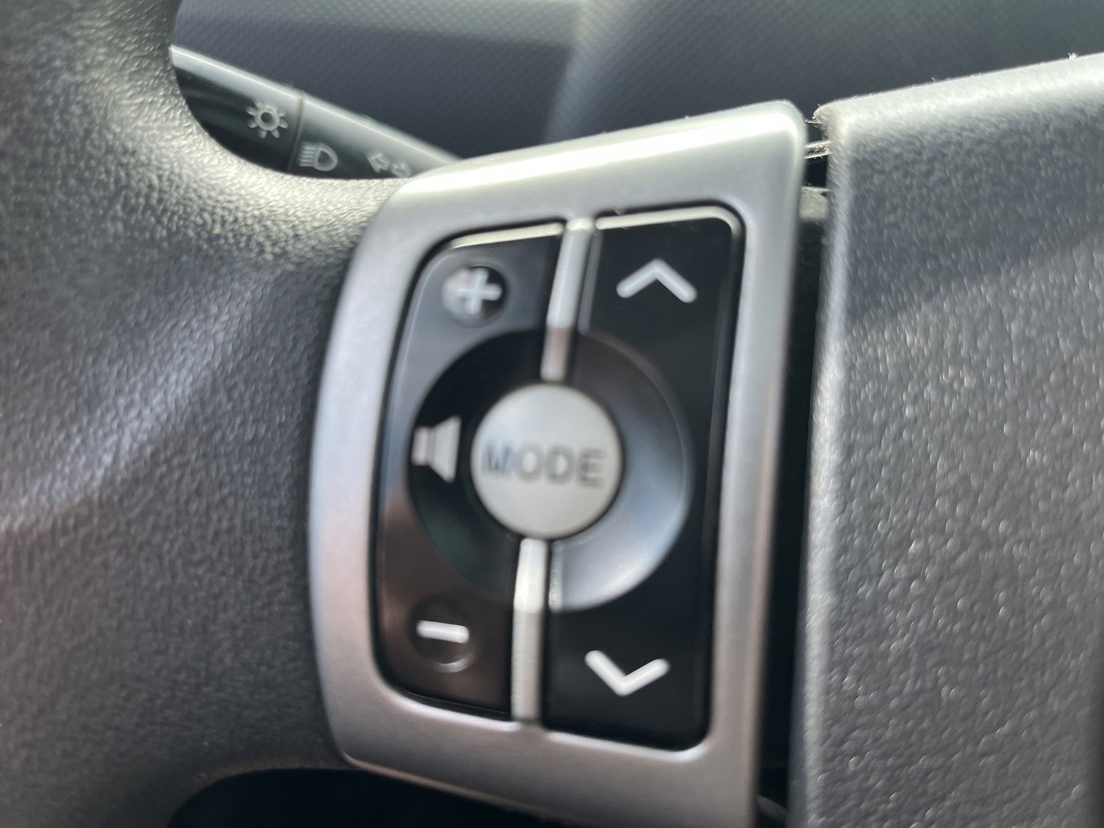 Used 2012 Scion xB FWD image 28