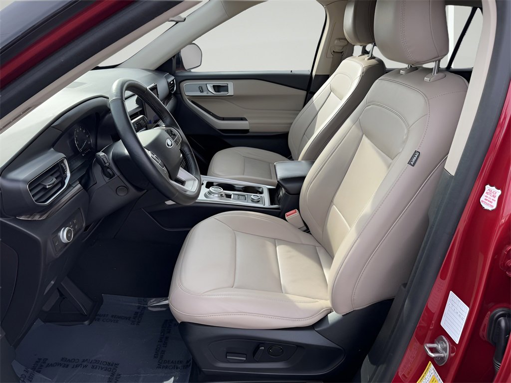 Used 2021 Ford Explorer Limited w/ Equipment Group 301A image 10