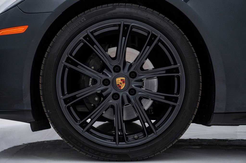 Certified 2023 Porsche Panamera 4 Platinum Edition image 13