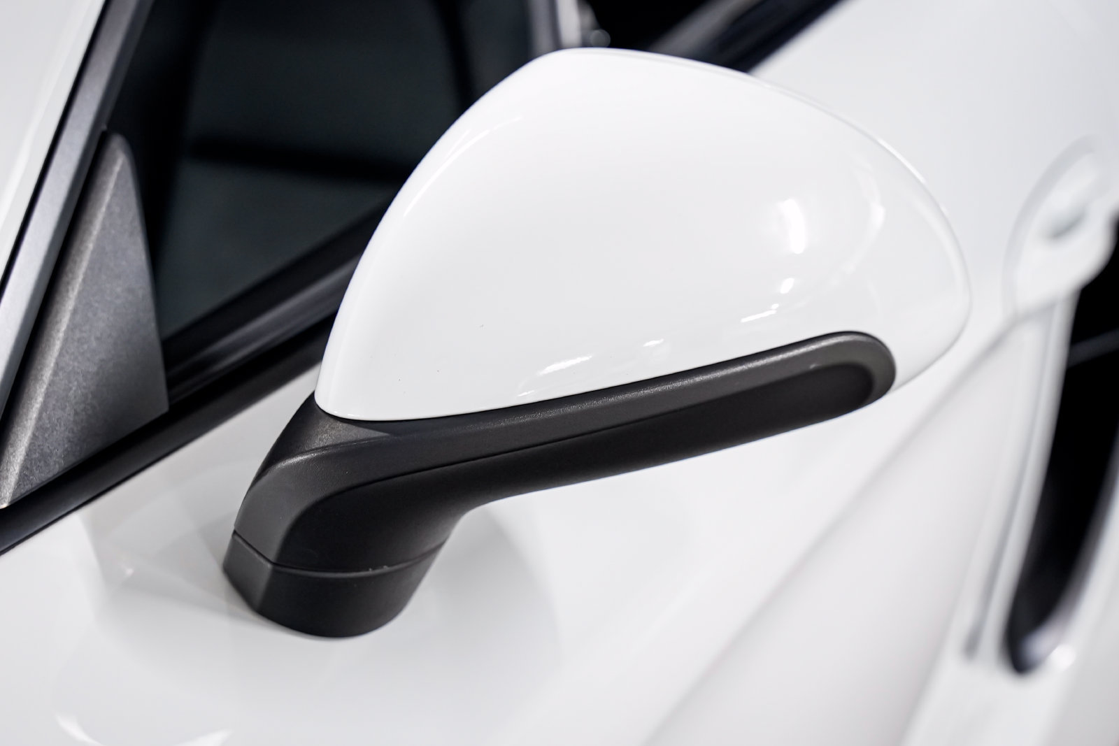 Used 2014 Porsche Cayman RWD image 24