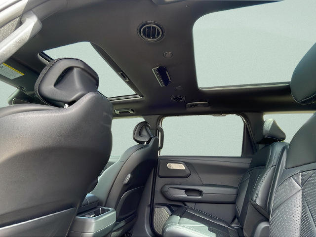 New 2027 Kia Telluride SX w/ Towing Package FWD image 16