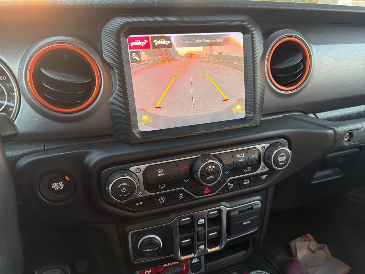 Used 2022 Jeep Gladiator Mojave w/ LED Lighting Group AWD/4WD image 11