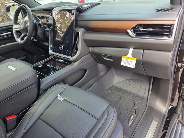 New 2026 GMC Yukon XL Denali w/ Denali Reserve Package AWD/4WD image 18