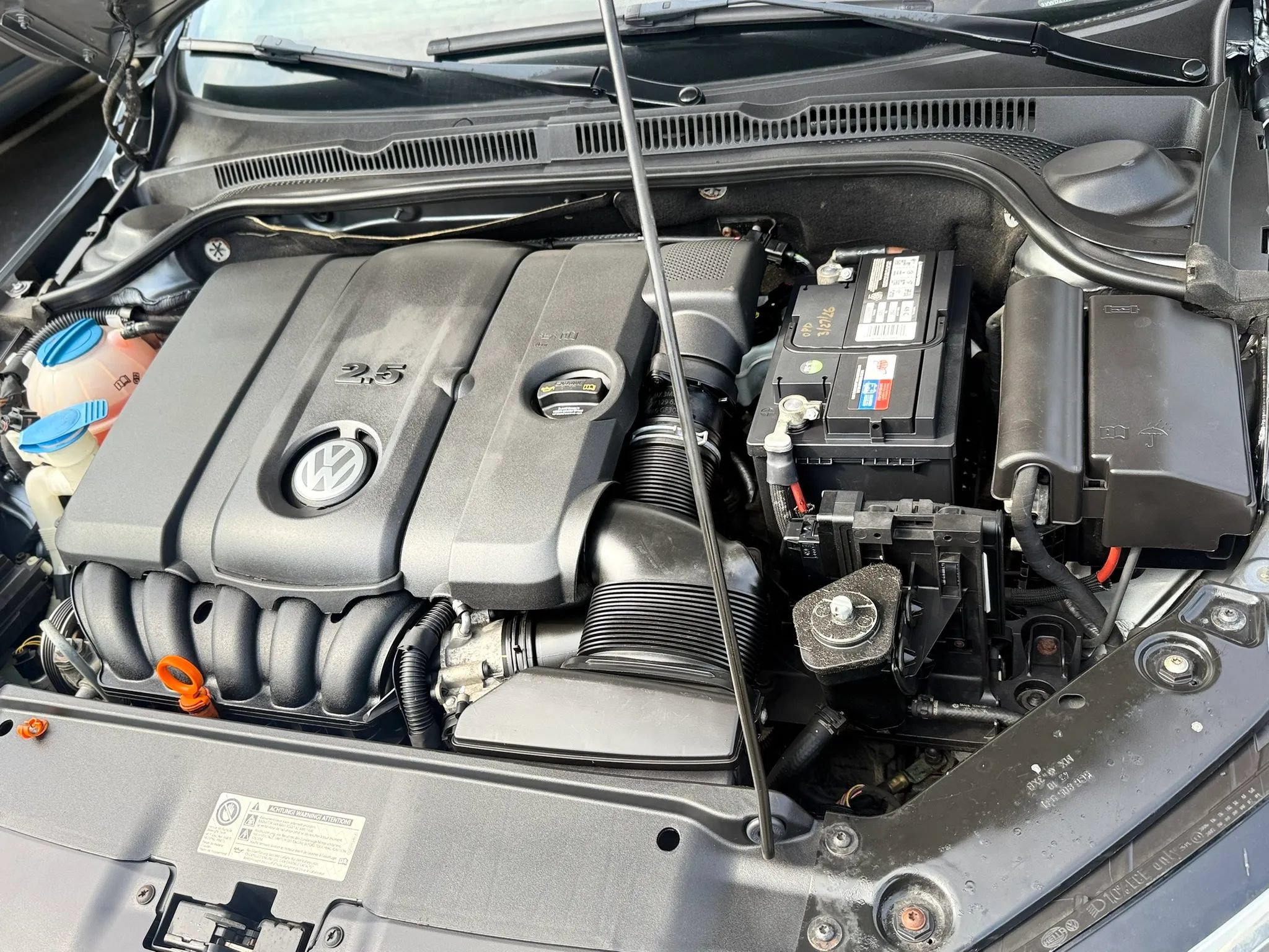 Used 2011 Volkswagen Jetta SE FWD image 40