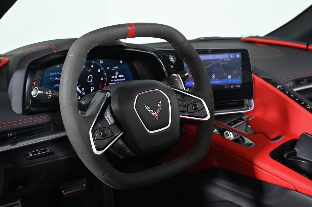 Used 2021 Chevrolet Corvette Stingray Preferred Conv w/ Z51 Performance Package RWD image 10