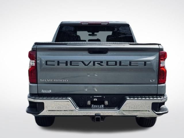 Used 2020 Chevrolet Silverado 1500 LT w/ LT Value Package AWD/4WD image 7