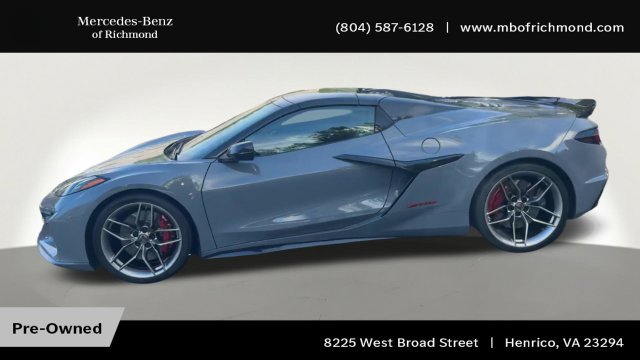 Used 2025 Chevrolet Corvette Z06 RWD image 7