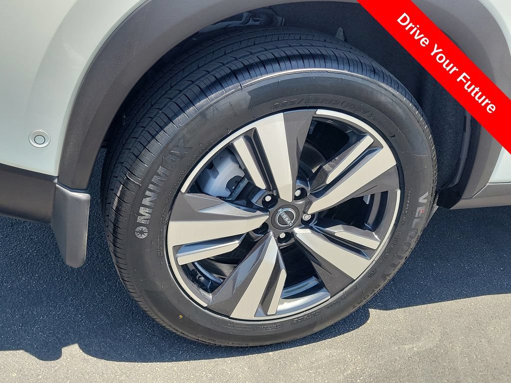 Used 2023 Nissan Rogue SL w/ SL Premium Package FWD image 29