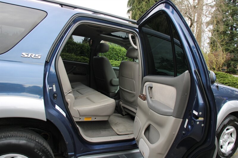 Used 2002 Toyota Sequoia SR5 AWD/4WD image 6