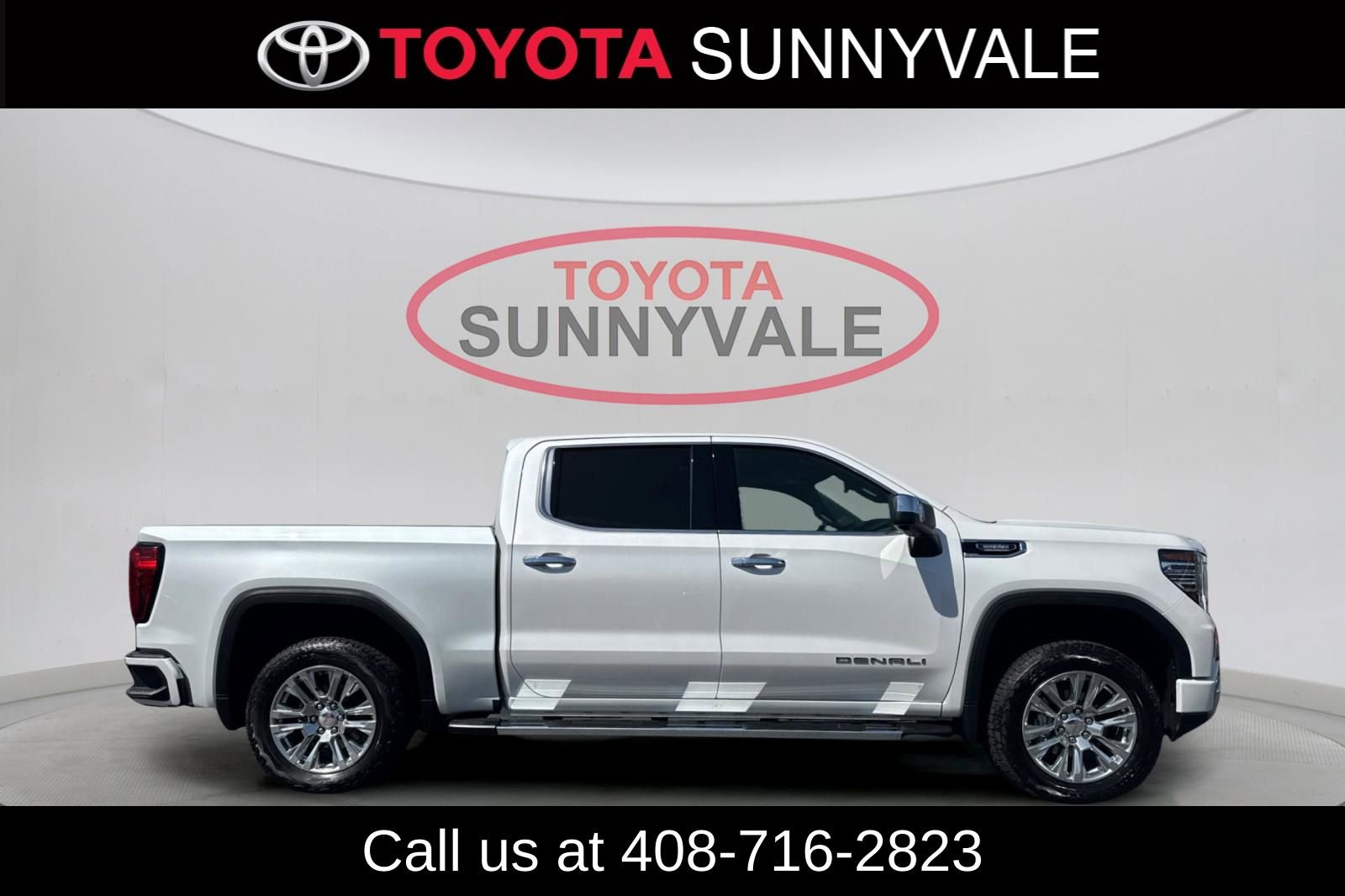Used 2023 GMC Sierra 1500 Denali AWD/4WD image 9