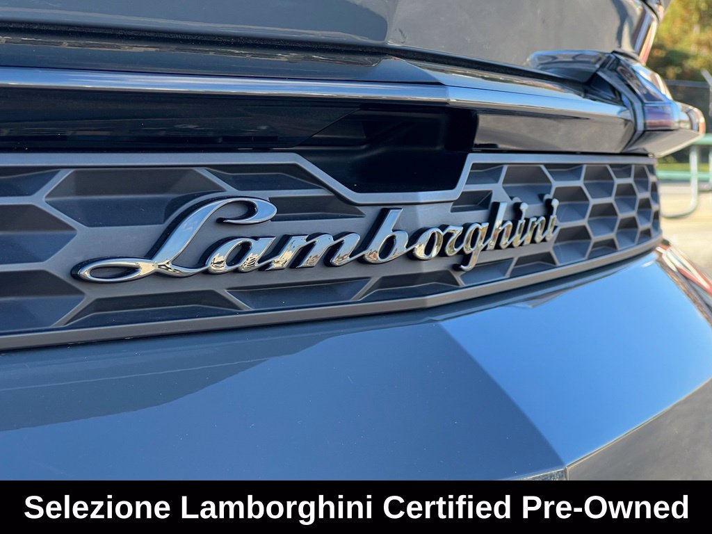 Used 2025 Lamborghini Urus SE AWD/4WD image 25