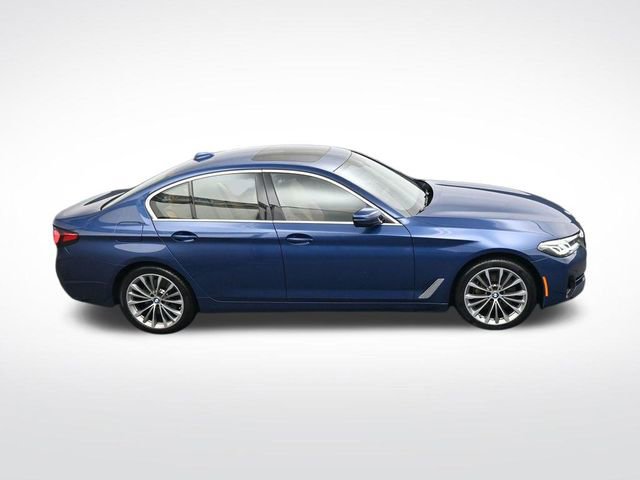 Used 2022 BMW 540i xDrive w/ Premium Package image 23