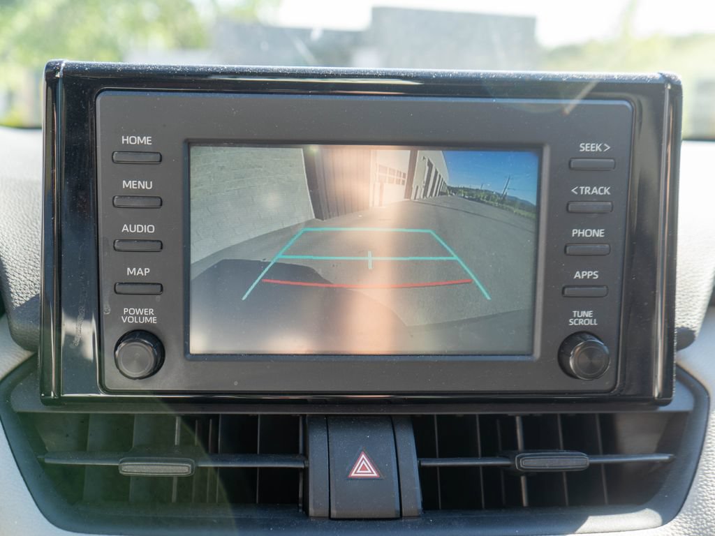 Used 2019 Toyota RAV4 XLE w/ Carpet Mat Package FWD image 23