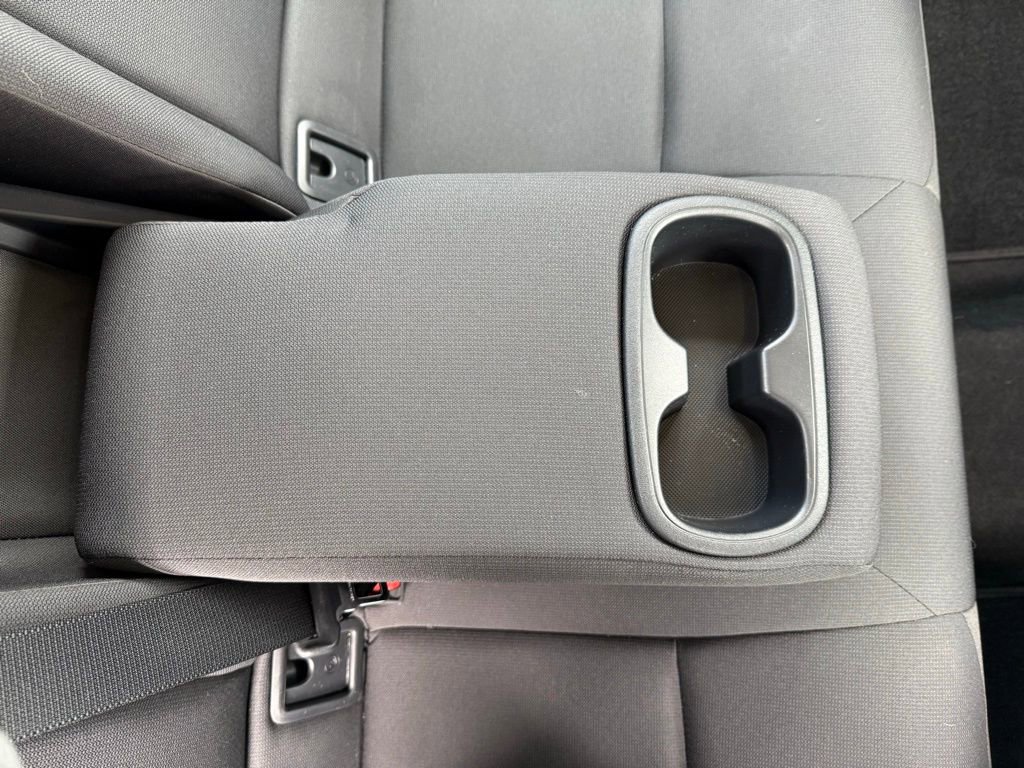 Used 2025 Toyota Corolla LE image 16