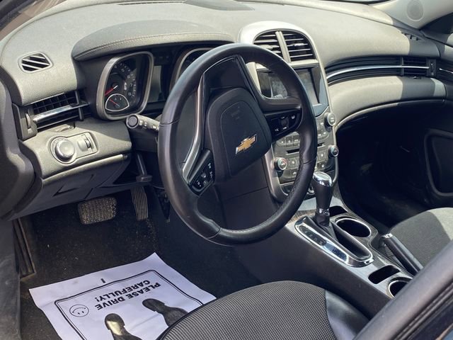 Used 2015 Chevrolet Malibu LT FWD image 5