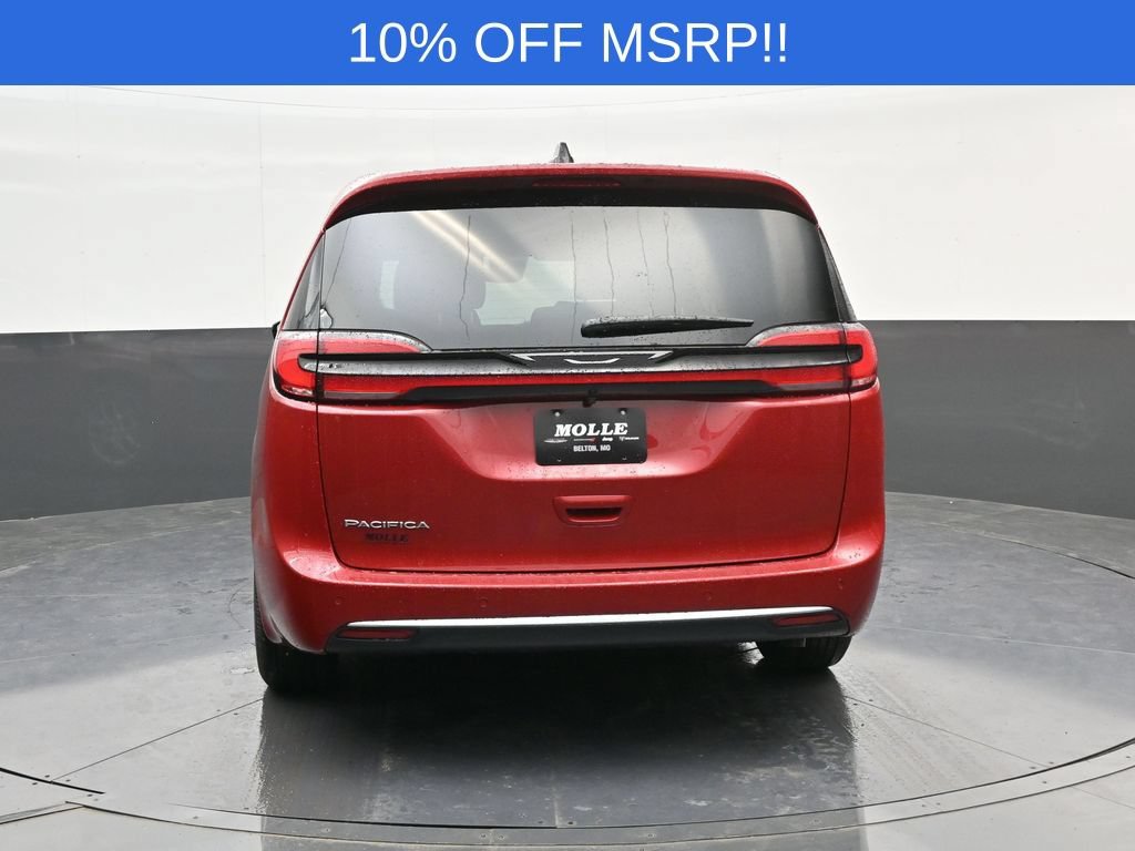 New 2027 Chrysler Pacifica Select FWD image 5