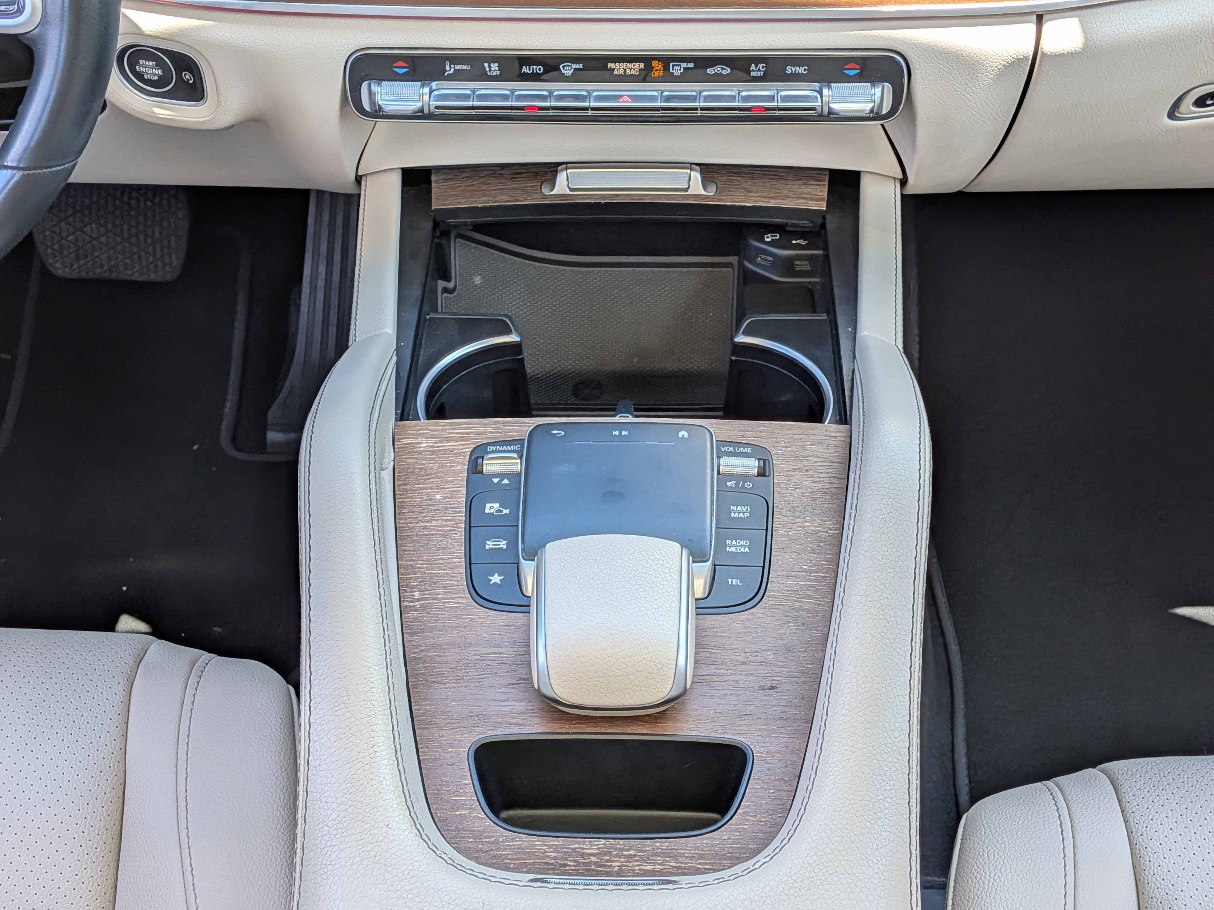 Used 2022 Mercedes-Benz GLE 350 w/ Premium Package image 19