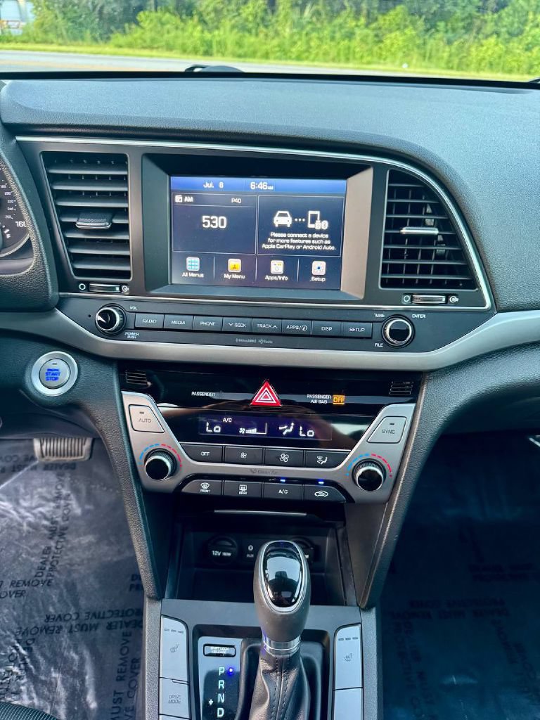 Used 2017 Hyundai Elantra Value Edition FWD image 16