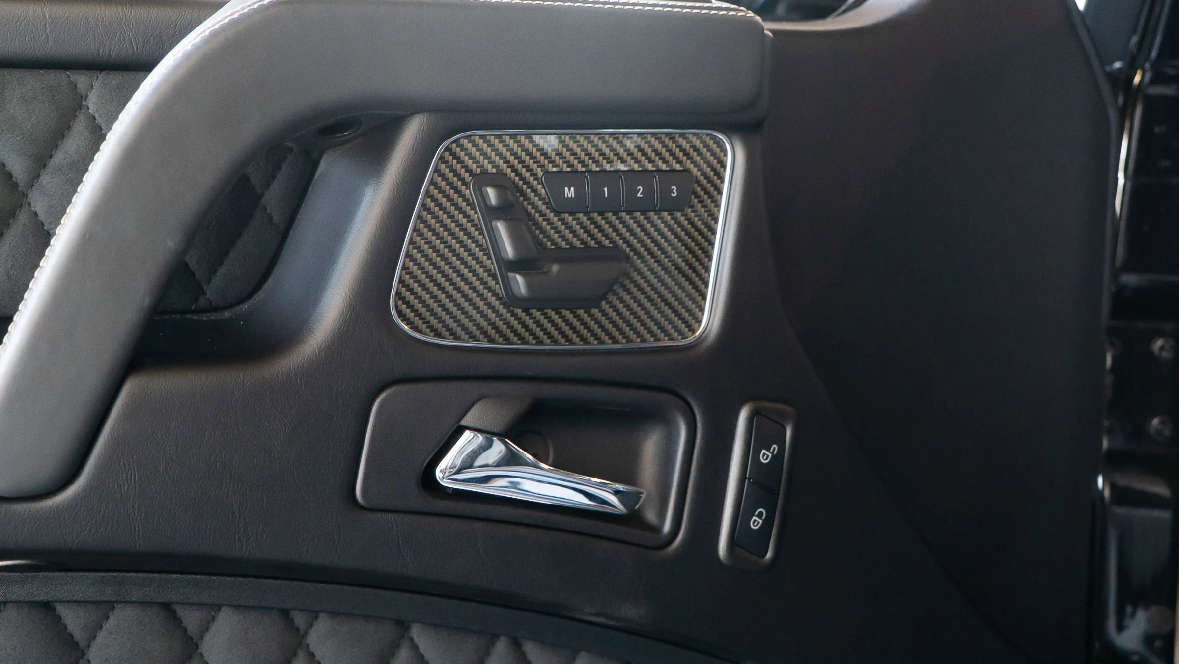 Used 2017 Mercedes-Benz G 550 Squared image 45