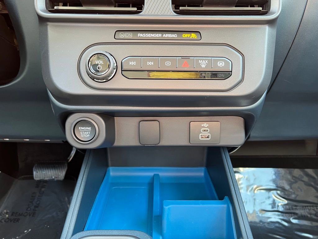 Used 2025 Ford Maverick XLT w/ XLT Luxury Package image 13