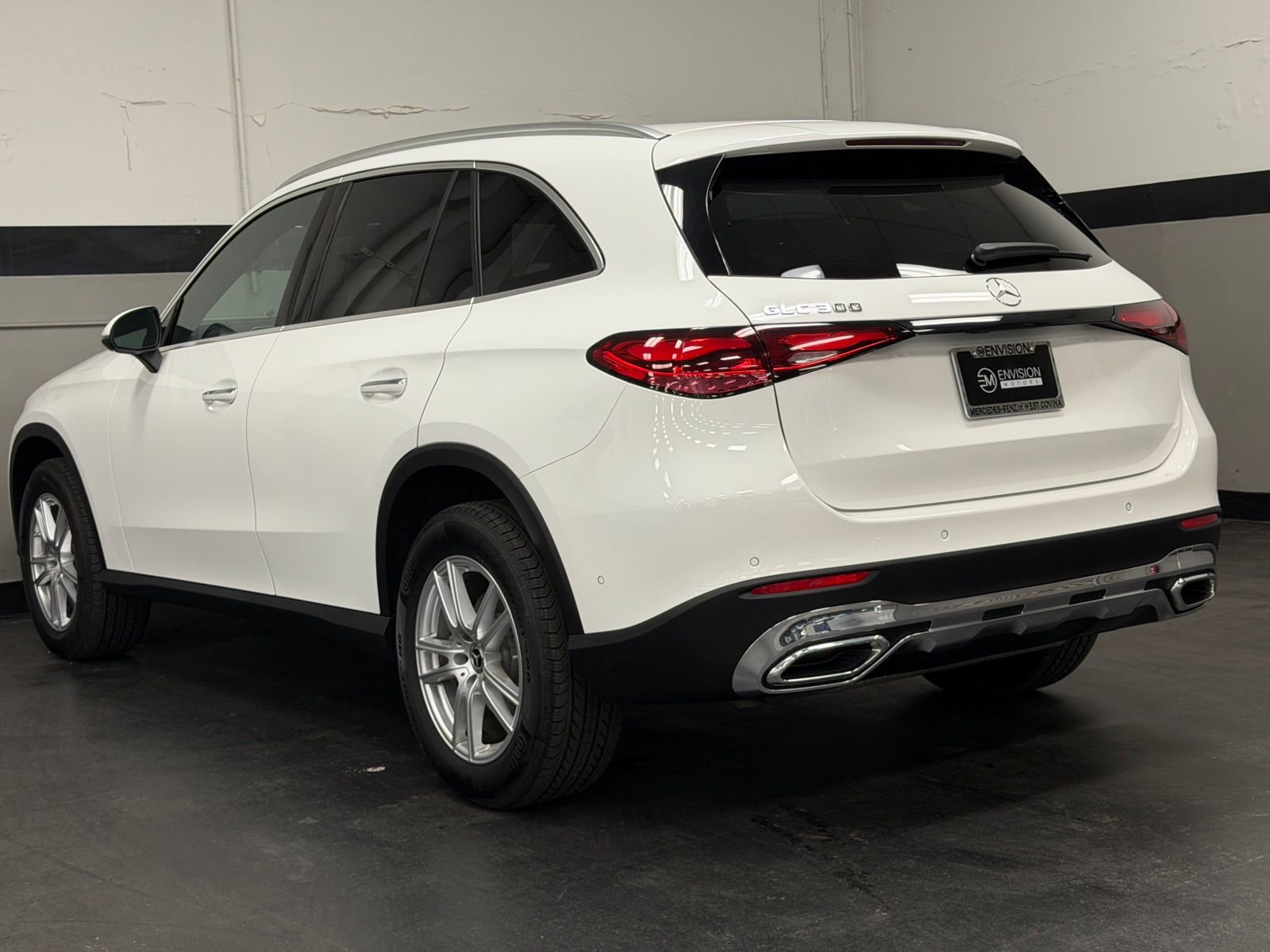 Used 2025 Mercedes-Benz GLC 300 image 10