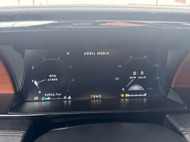 Used 2019 Lincoln Navigator Reserve image 17