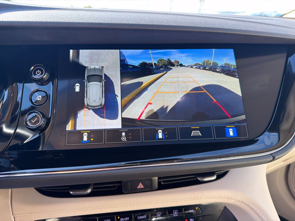 Used 2023 Buick Envision Avenir FWD image 18