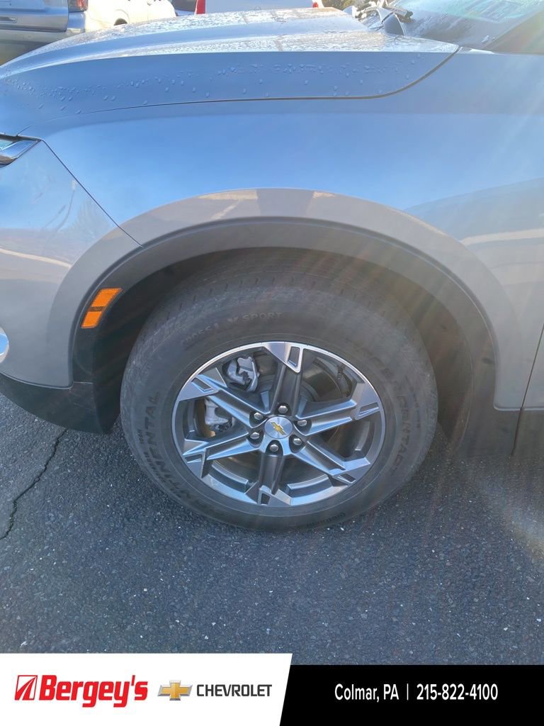 Used 2023 Chevrolet Blazer LT image 18