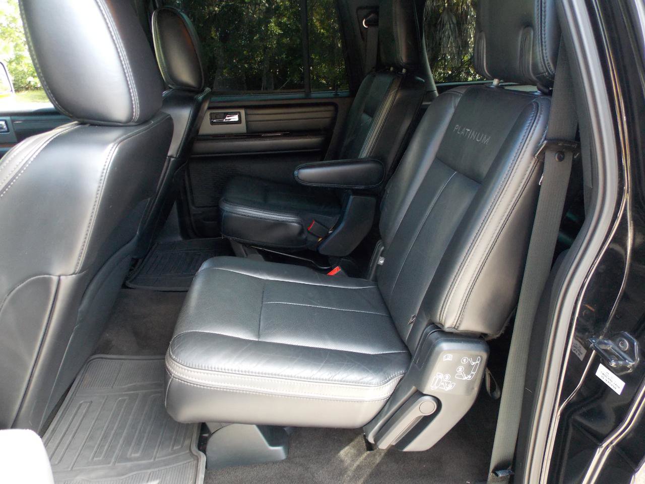 Used 2016 Ford Expedition EL Platinum image 4