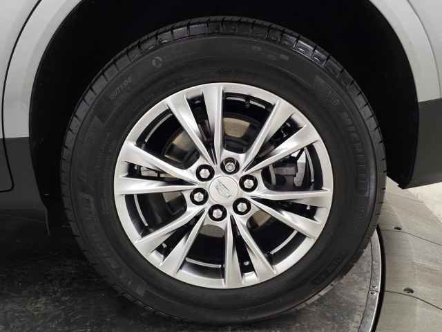 Certified 2023 Cadillac XT5 Premium Luxury image 17