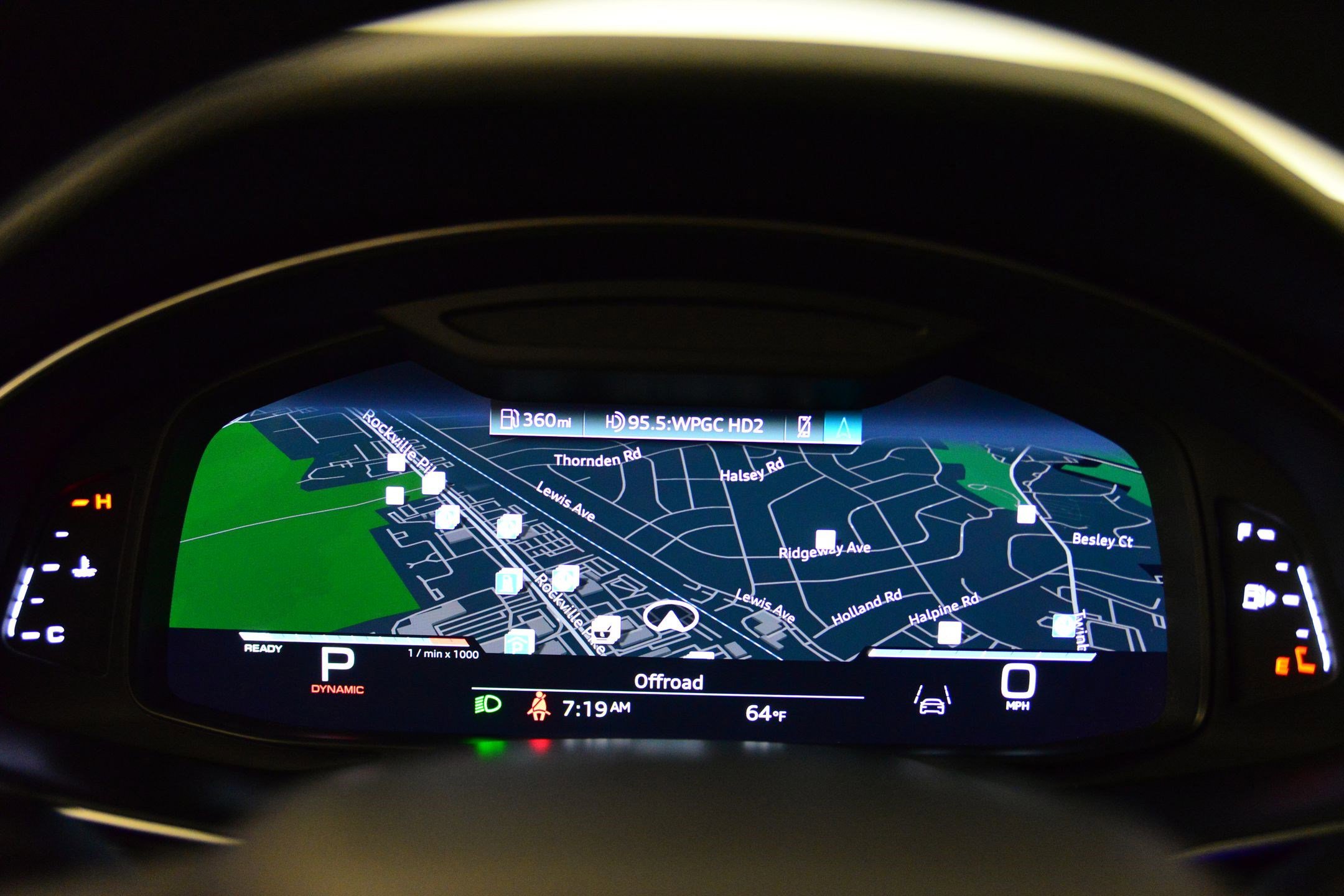 Used 2022 Audi Q7 Premium Plus image 32