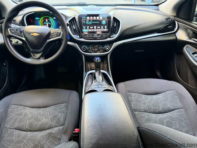 Used 2018 Chevrolet Volt LT image 11