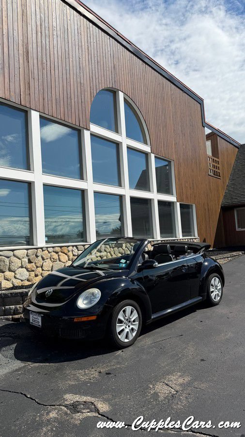 Used 2008 Volkswagen Beetle S FWD image 9