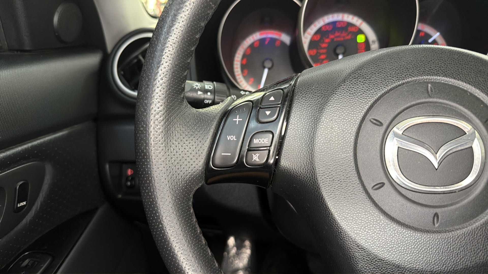 Used 2008 MAZDA MAZDA3 s Grand Touring FWD image 27