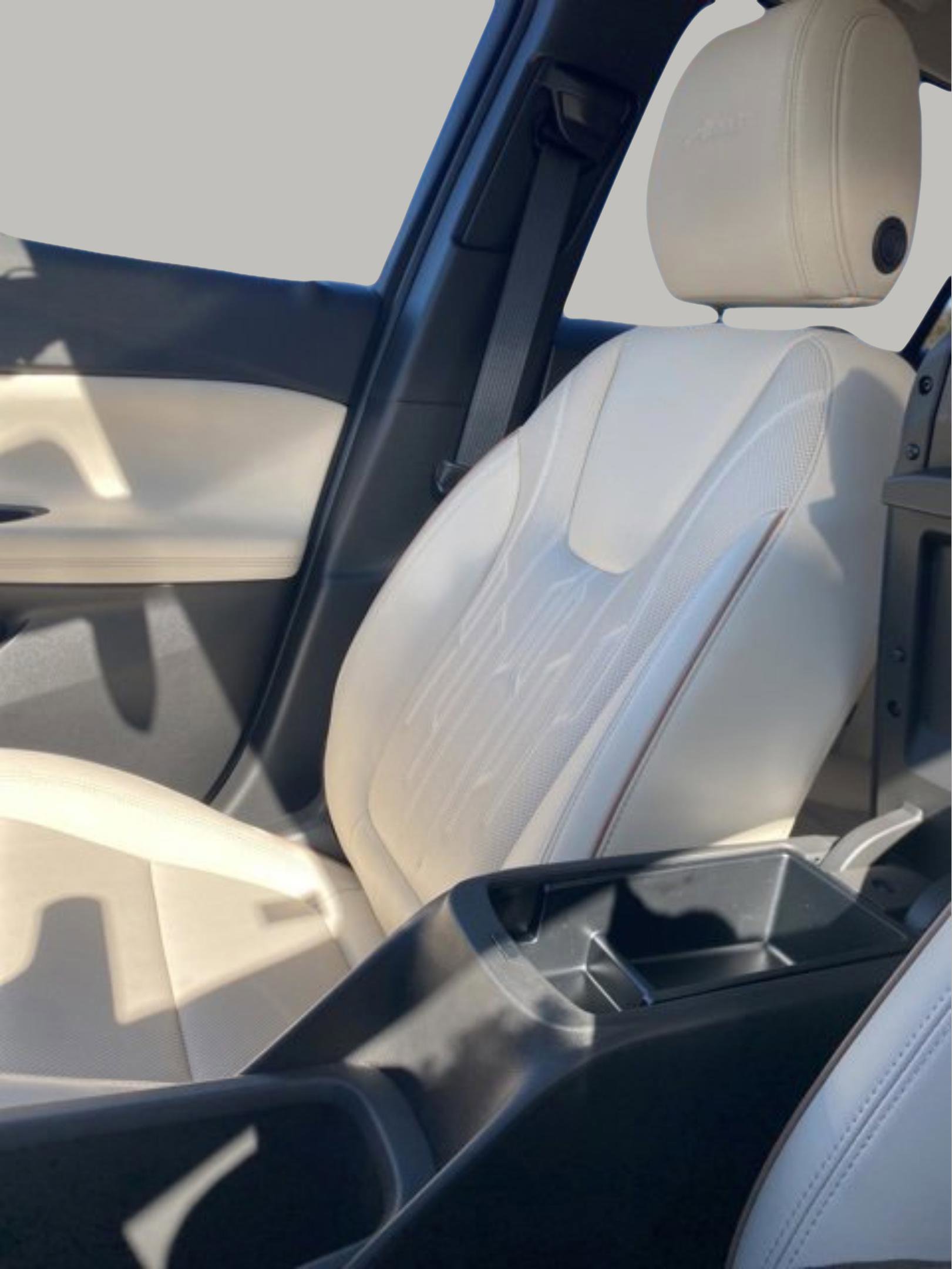 Used 2025 Buick Encore GX Avenir image 21