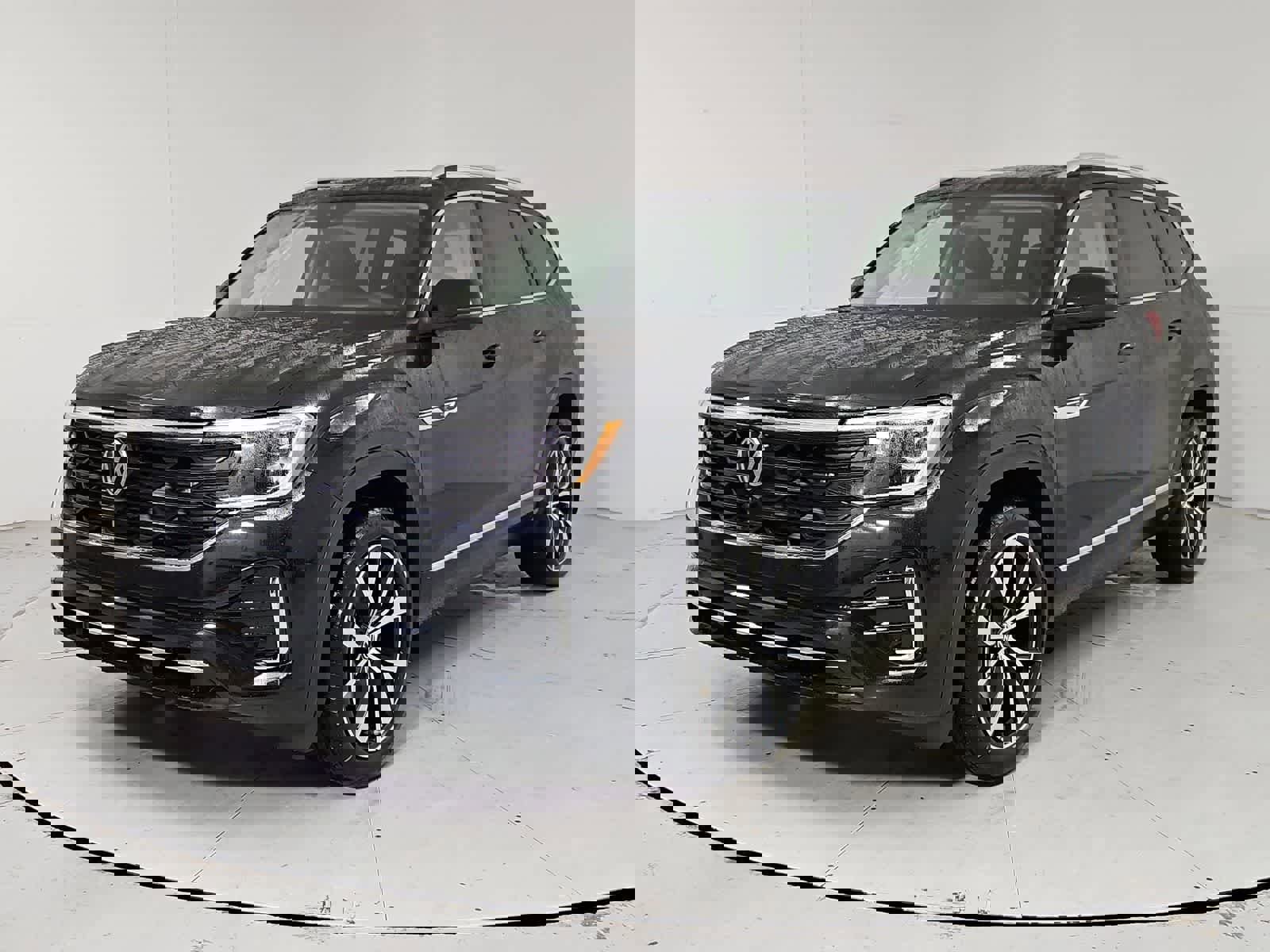 New 2026 Volkswagen Atlas SEL Premium R-Line