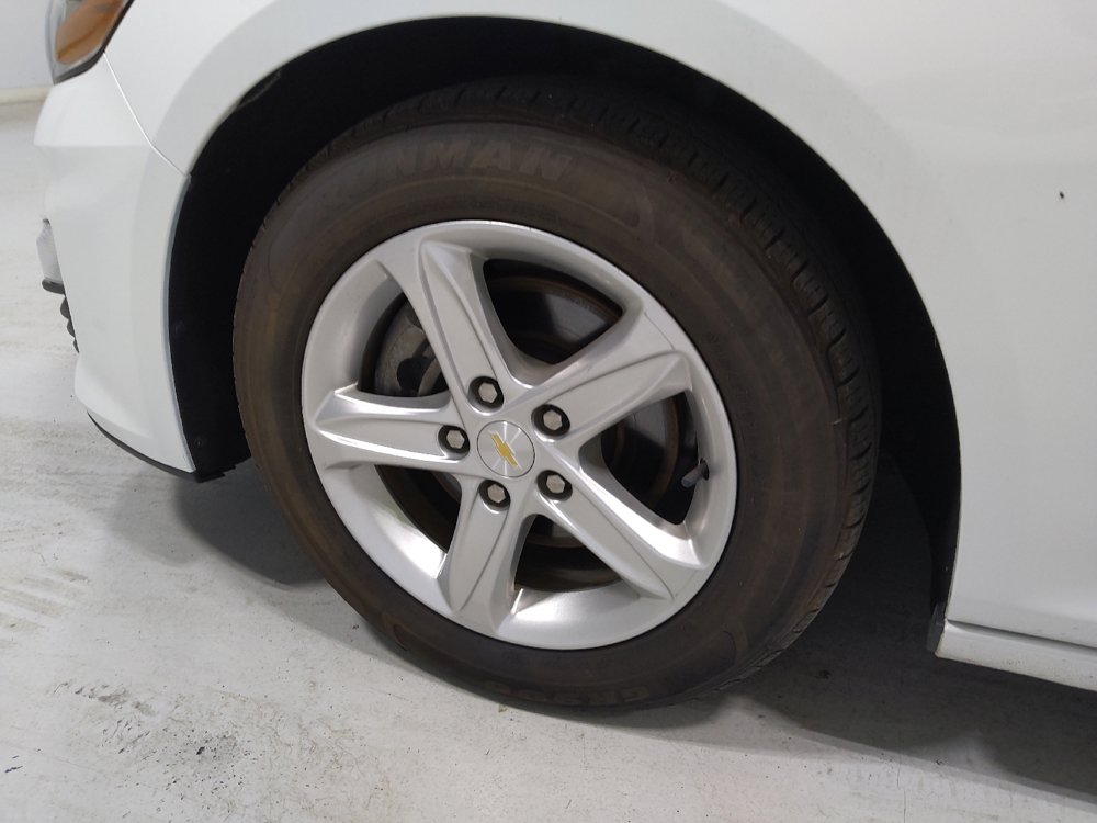 Used 2022 Chevrolet Malibu LT FWD image 31