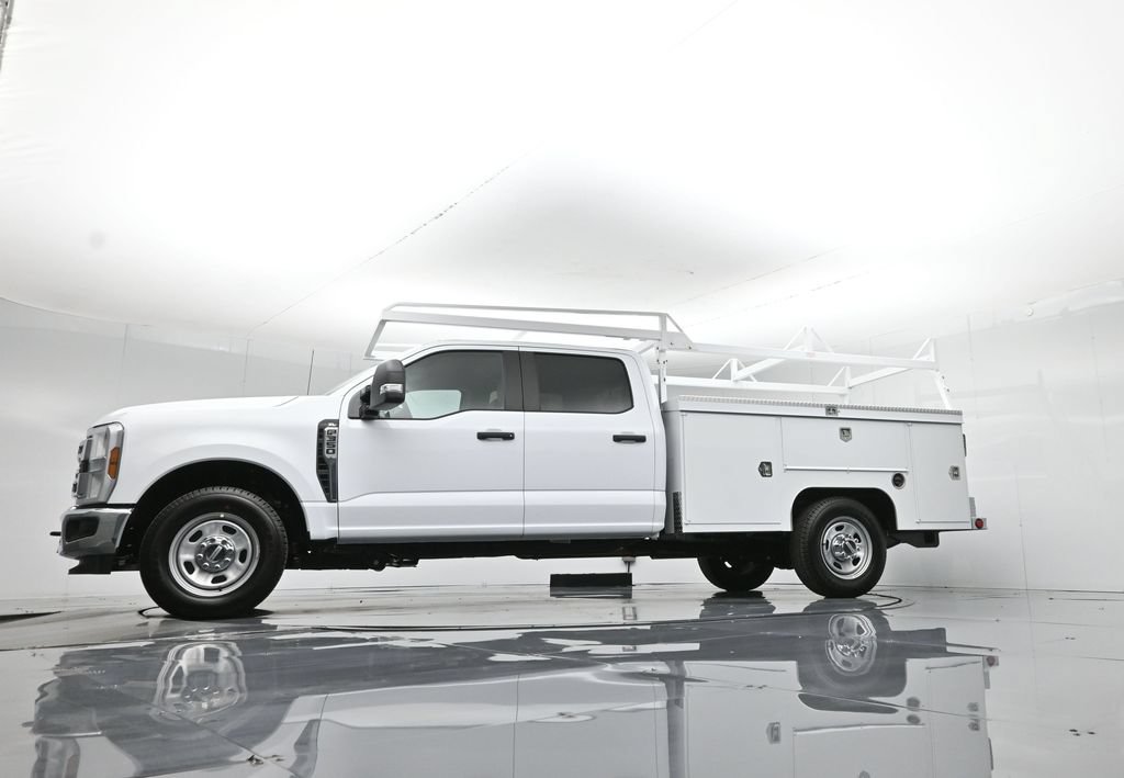 New 2026 Ford F350 XL w/ XL Chrome Package RWD image 6