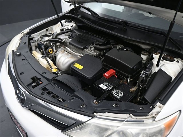 Used 2012 Toyota Camry LE image 10